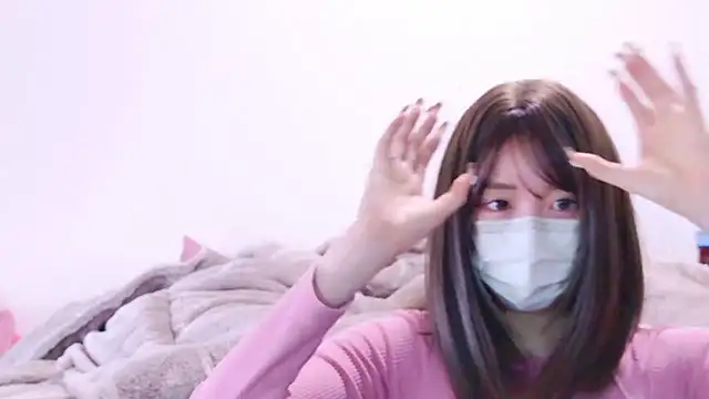 Snapshot of xx_natsumegu_xx chatting on March 6, 11:45 pm xx natsumegu xx online show from March 6, 11:45 pm