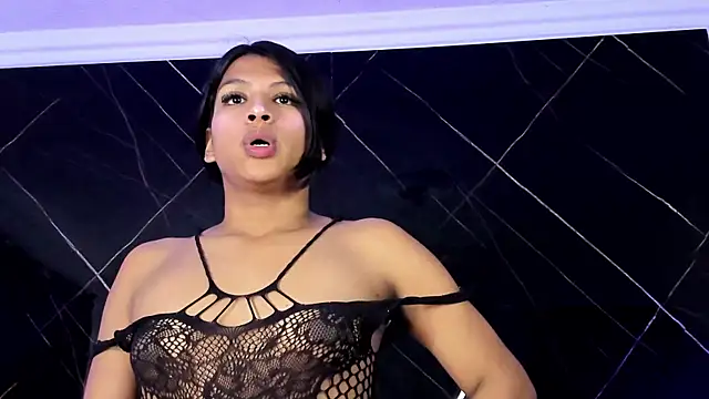 Snapshot of KimberlyCutee chatting on November 29, 12:30 pm KimberlyCutee online show from November 29, 12:30 pm