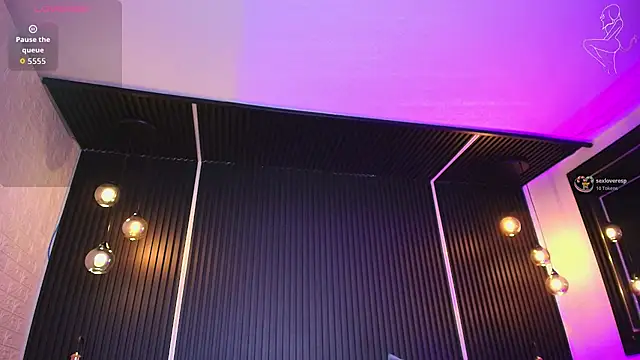  Holly Cat online show from November 10, 10:31 pm