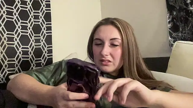 Snapshot of DizzySeas chatting on February 6, 3:16 am DizzySeas online show from February 6, 3:16 am