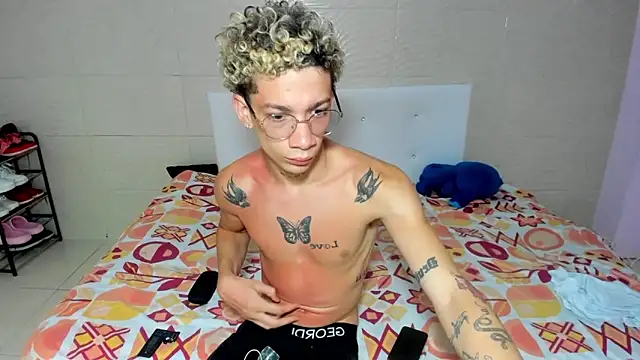 mateodeamjo online show from November 10, 7:40 am