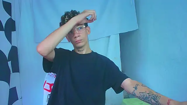 mateodeamjo online show from April 26, 9:23 pm