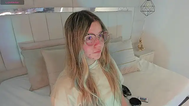 1m dalhia online show from March 6, 7:43 pm