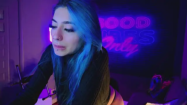 AriaVoss online show from January 8, 2:35 am