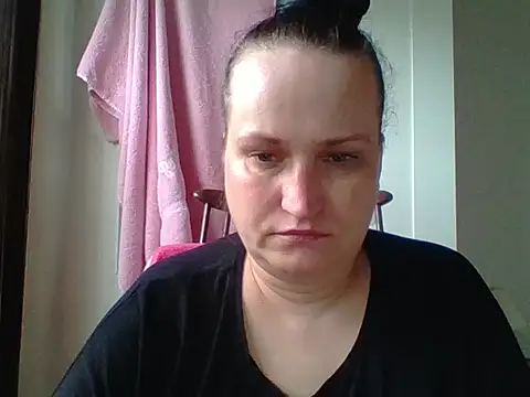  squirty cum lady  online show from March 13, 2:44 pm