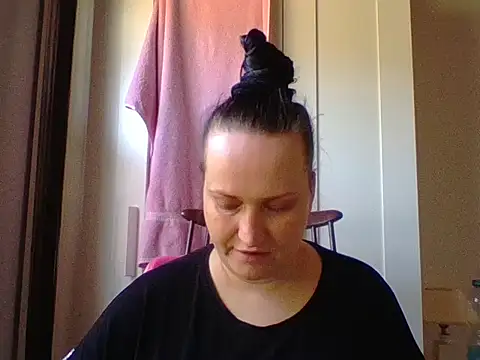  squirty cum lady  online show from March 16, 10:11 am