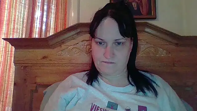  squirty cum lady  online show from April 18, 12:20 pm