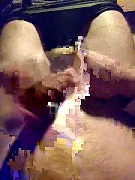 Snapshot of NochnoyGest chatting on October 5, 7:45 pm NochnoyGest online show from October 5, 7:45 pm