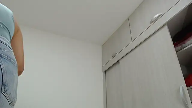 Amelia Debora Antonella online show from November 19, 1:11 pm