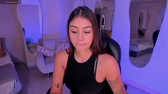 AllyJensen online show from February 1, 10:26 am