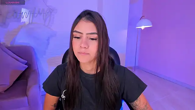 AllyJensen online show from February 7, 9:05 am