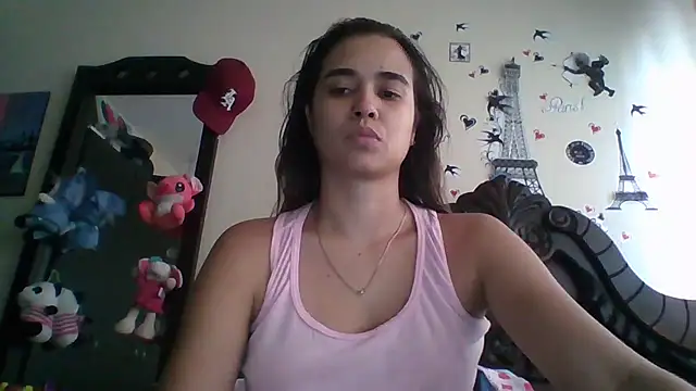 trianabell online show from November 4, 4:50 pm