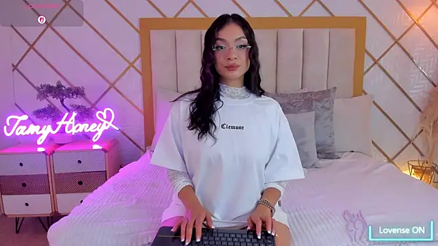 TamyHoney online show from September 11, 11:27 pm