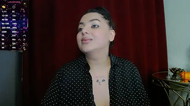 BustyAllyy online show from October 18, 4:30 pm