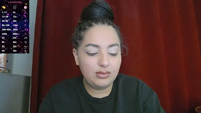 BustyAllyy online show from October 24, 4:25 pm