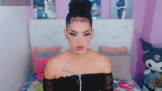 Amanda bigx online show from April 10, 5:45 am