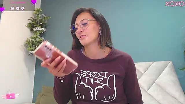 SharisWillian online show from October 30, 4:14 am