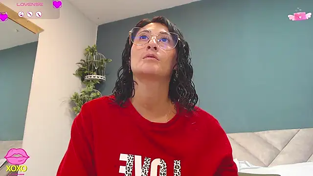 SharisWillian online show from March 9, 3:43 am