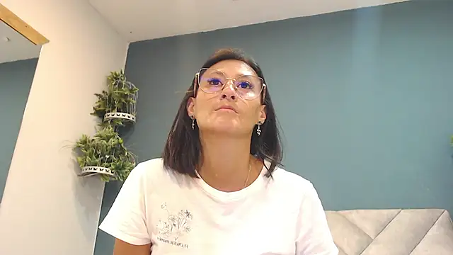 SharisWillian online show from April 22, 3:31 am