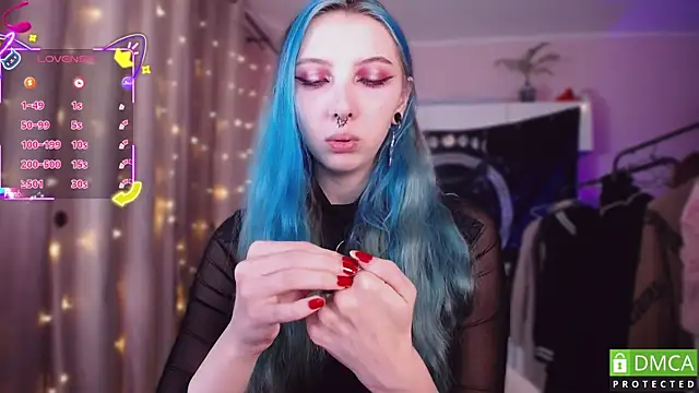 JustMeowGirl online show from December 14, 5:13 am