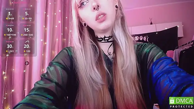 JustMeowGirl online show from July 3, 5:58 am