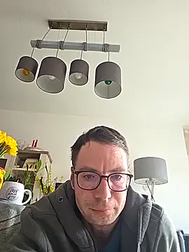 Schnubby1 online show from February 28, 10:27 am