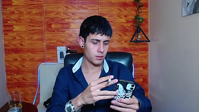 Bastiaan 28 online show from January 19, 4:22 am