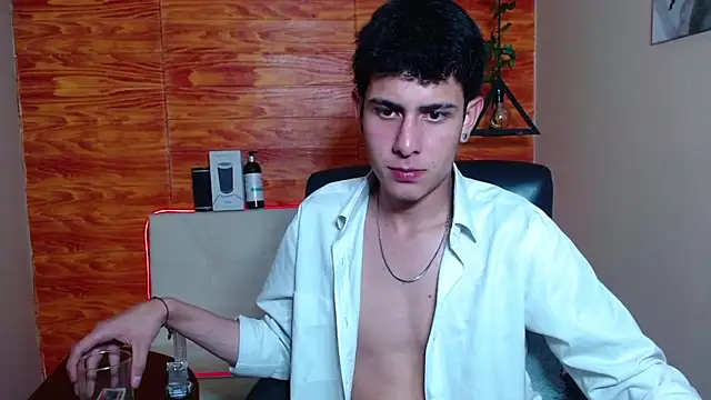 Bastiaan 28 online show from January 21, 5:38 am