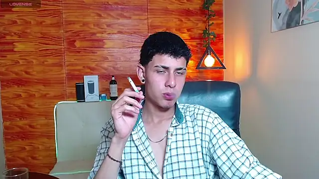 Bastiaan 28 online show from January 25, 8:00 am