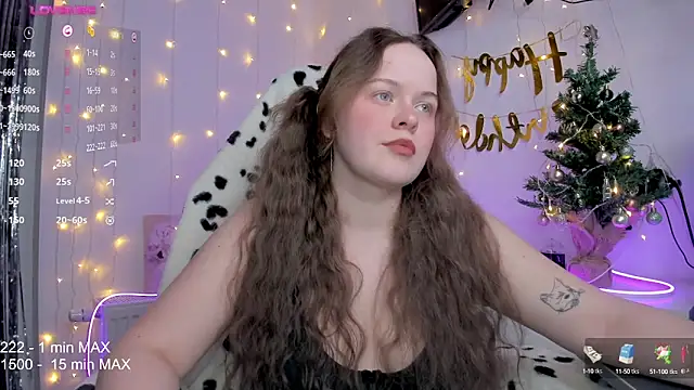 Snapshot of HANNA_MONTANAS chatting on December 22, 5:21 pm HANNA MONTANAS online show from December 22, 5:21 pm