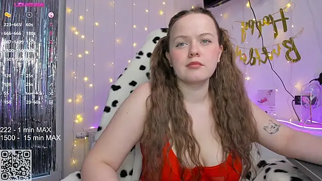 Snapshot of HANNA_MONTANAS chatting on January 30, 11:44 am HANNA MONTANAS online show from January 30, 11:44 am