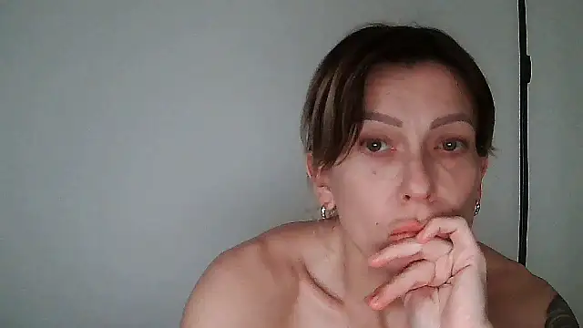 anechka1 online show from April 28, 11:54 pm