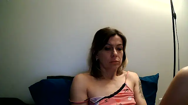 anechka1 online show from June 8, 2:56 am