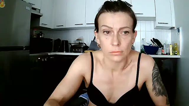 anechka1 online show from June 12, 7:13 pm