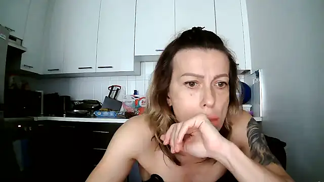 anechka1 online show from June 30, 4:41 pm