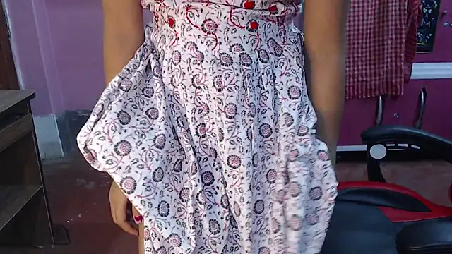 Angel Alison  online show from December 21, 9:55 am