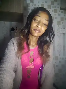 GoddessVee online show from July 12, 9:39 pm
