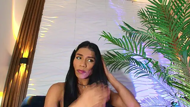 Snapshot of kimberly_Gonzalez1 chatting on November 13, 7:13 pm kimberly Gonzalez1 online show from November 13, 7:13 pm