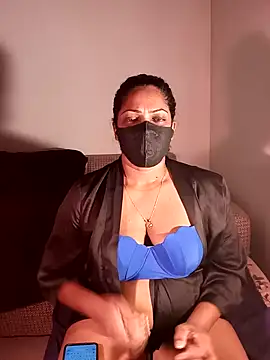 Kim kardashia1 online show from January 2, 4:02 pm