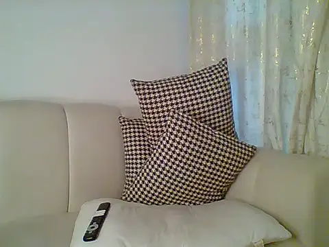 Snapshot of Saintadushe chatting on October 20, 1:33 pm Saintadushe online show from October 20, 1:33 pm