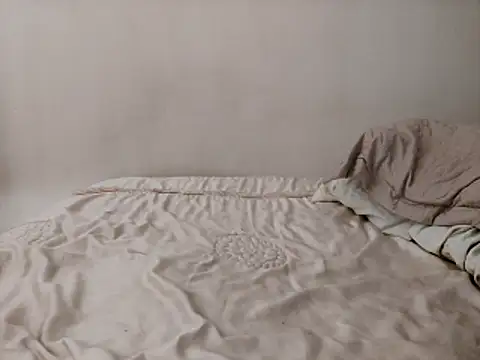 pollarikaaa online show from February 8, 8:23 pm