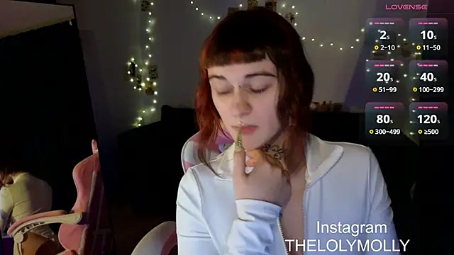 LolyMolli online show from March 6, 5:11 pm