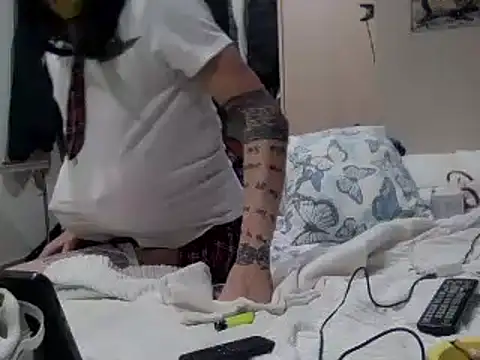 Kamaleonix online show from December 22, 1:34 am