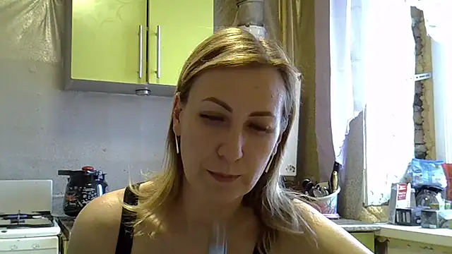 AshleyXHoney online show from December 10, 10:06 am