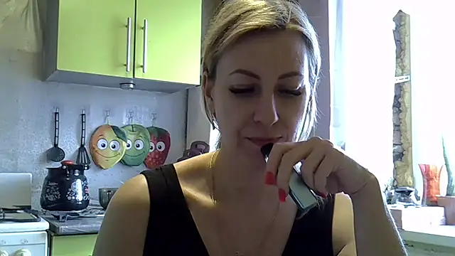 AshleyXHoney online show from February 7, 11:12 am