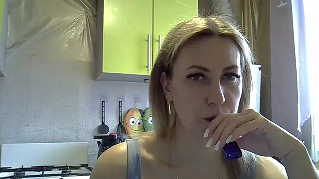 AshleyXHoney online show from March 5, 6:23 am