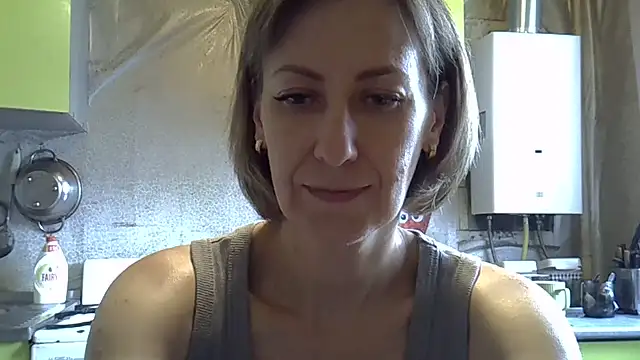 Snapshot of AshleyXHoney chatting on July 23, 9:07 am AshleyXHoney online show from July 23, 9:07 am