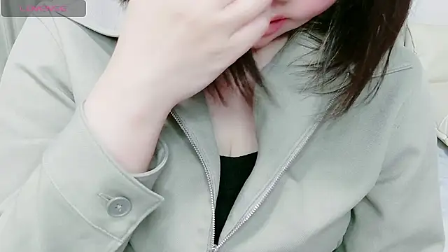 mi chat online show from April 24, 3:03 pm