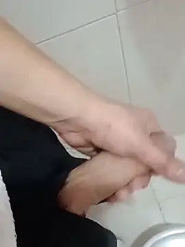 Wynni online show from March 1, 7:05 pm