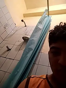 Snapshot of Guanin69jk chatting on October 23, 10:25 am Guanin69jk online show from October 23, 10:25 am